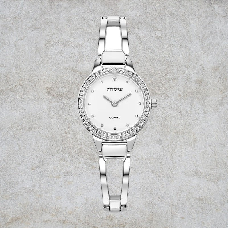 Montre-bracelet Citizen Quartz Classic personnalisable pour femme avec cadran blanc et accents de cristal EZ7011-88A)