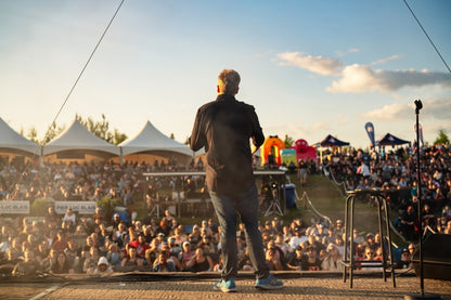 Inflatable scenography structures