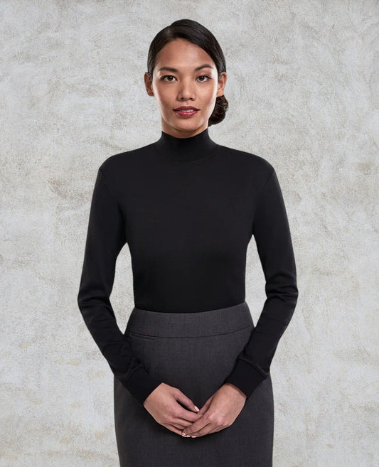 Tricot à manches longues de style classique avec col cheminée